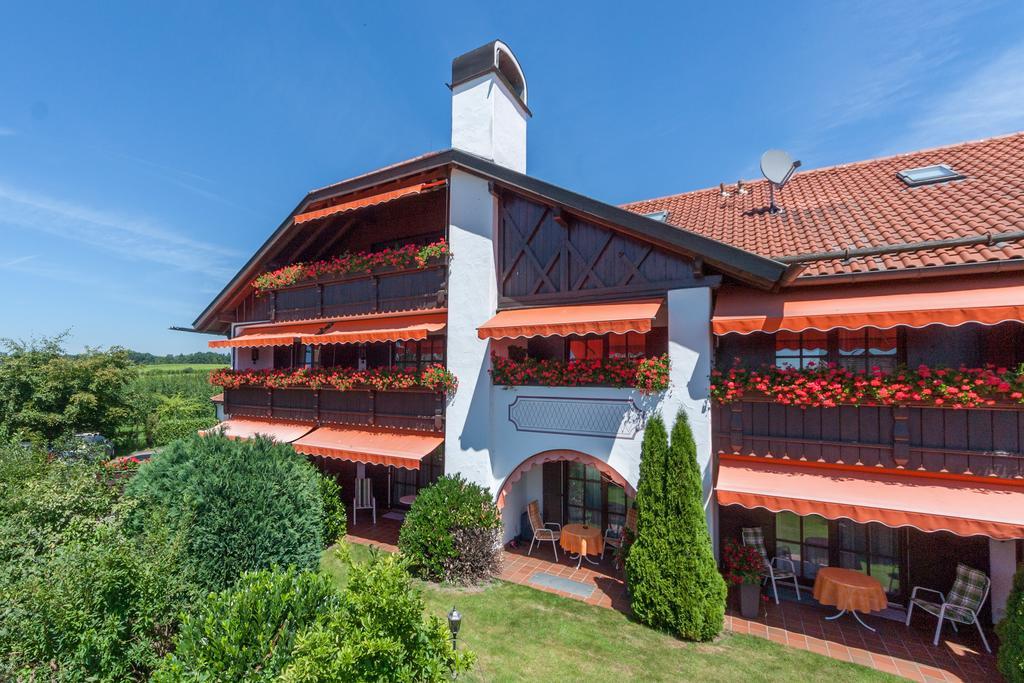 Hotel Alpina Hagnau Exteriör bild