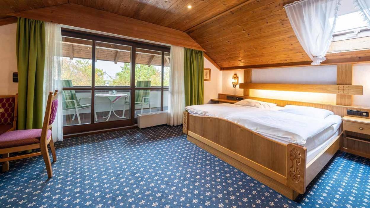 Hotel Alpina Hagnau Exteriör bild