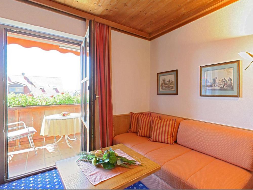 Hotel Alpina Hagnau Rum bild