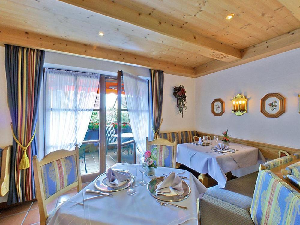 Hotel Alpina Hagnau Exteriör bild