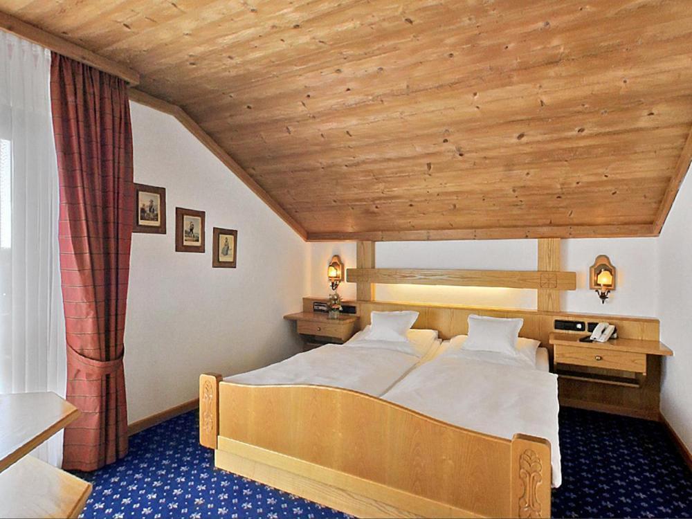 Hotel Alpina Hagnau Exteriör bild