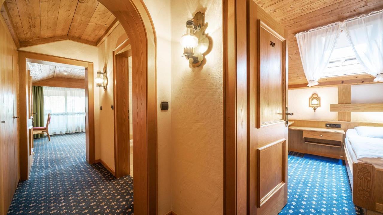 Hotel Alpina Hagnau Exteriör bild