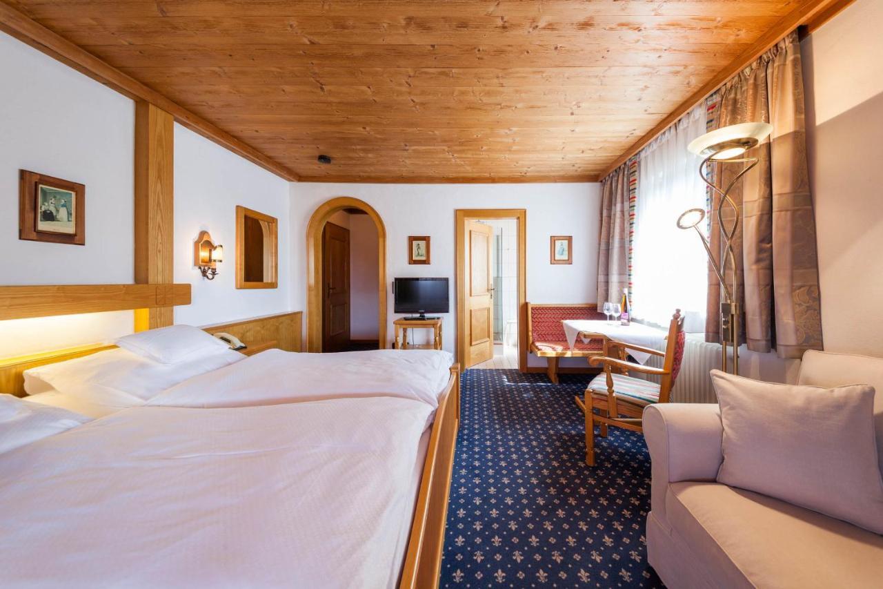 Hotel Alpina Hagnau Exteriör bild